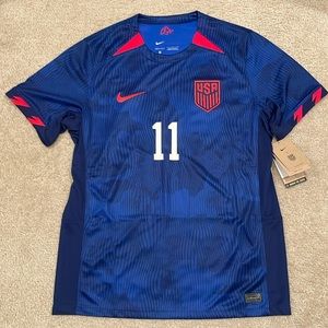Men's Nike Aaronson USMNT Away Jersey 2023 size L NWT